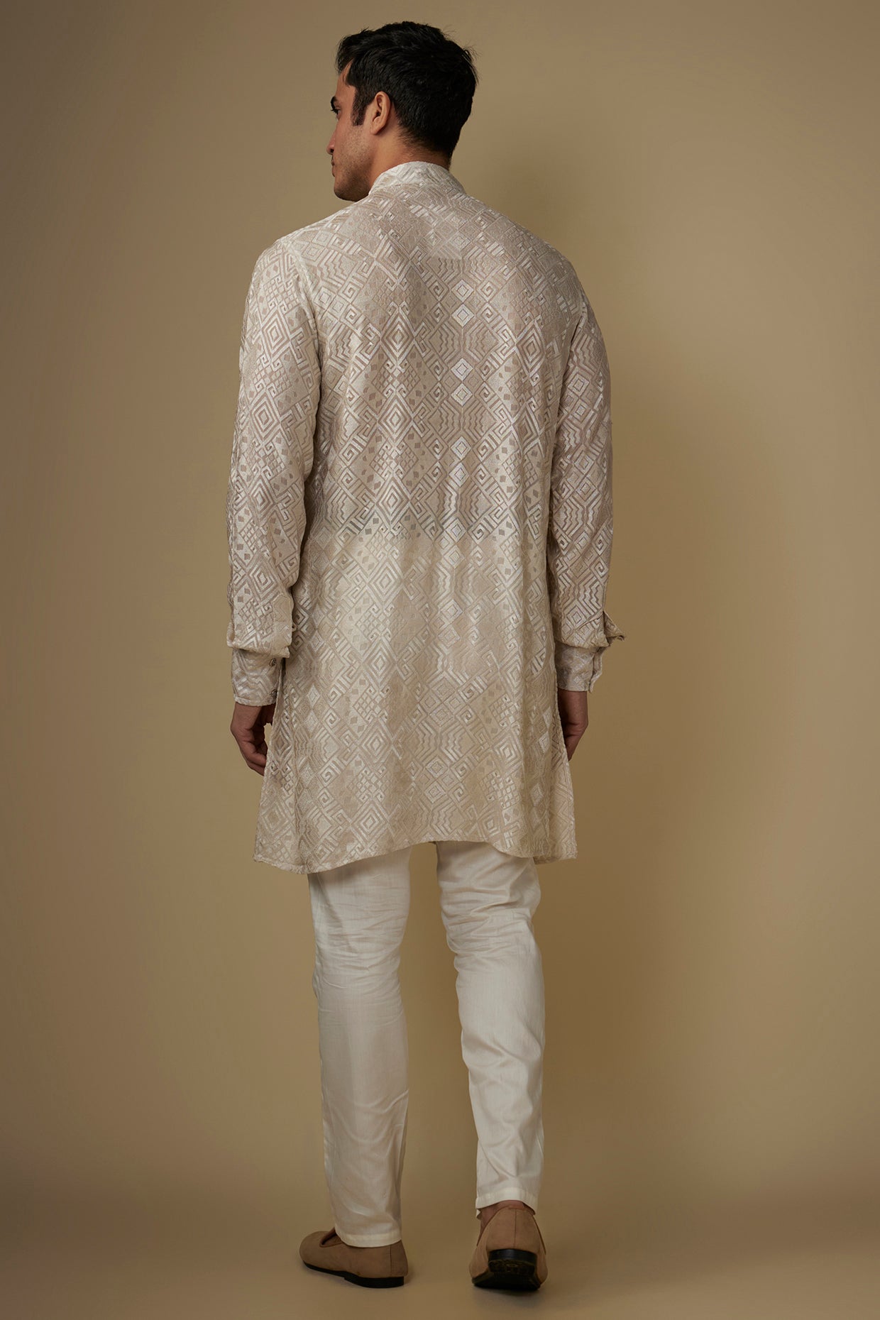 Ivory Lucknowi Embroidered Kurta Set